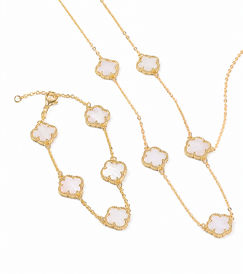 Collar de Trébol Relleno y Pulsera de Oro de para Mujer.