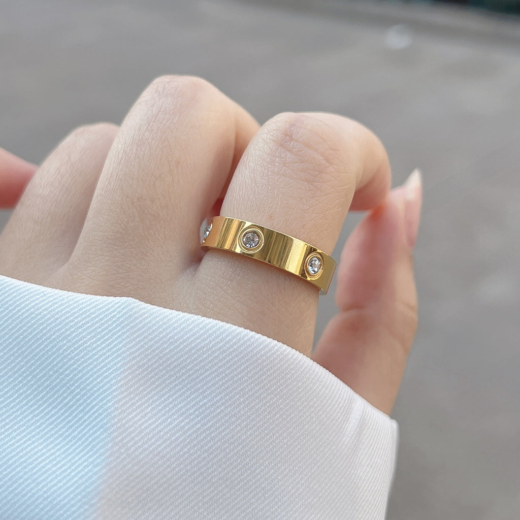 ✨Anillo De Acero Con Incrustación De Circón Y Diseño Galvanizado✨