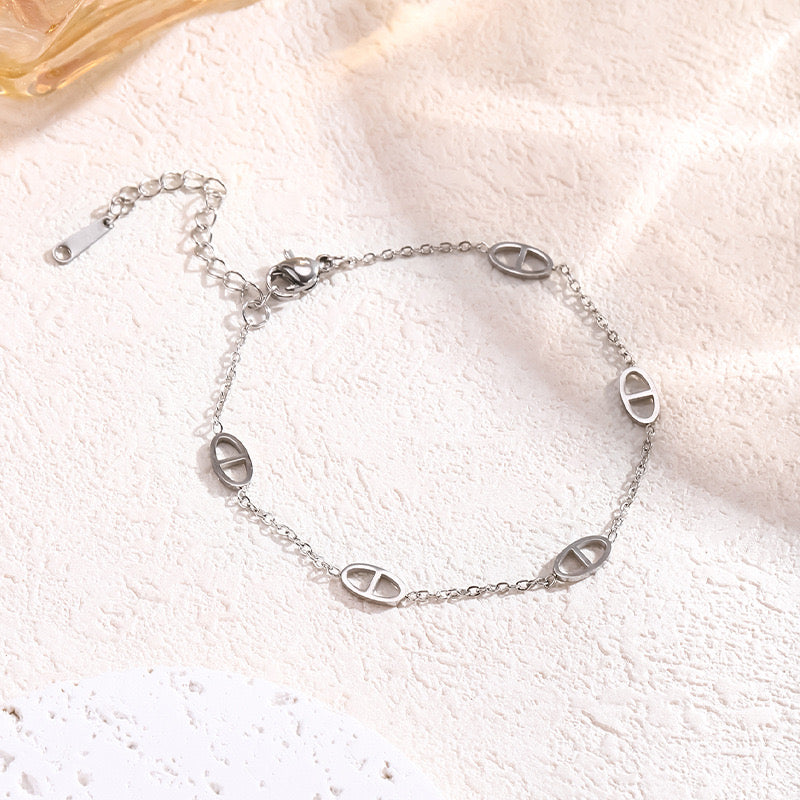 Set de Collar y Pulsera Elegante (Oro/Plata)￼